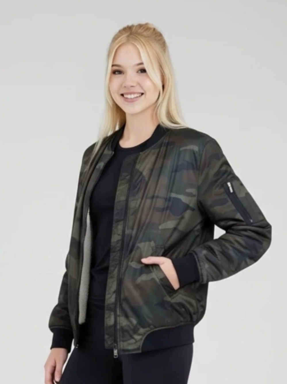 Ci Sono Womens Size Large Camo Sherpa Lined Bomber Jacket